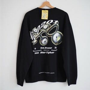 Pokemon card trading game Uniqlo pulllver sweatshirt size large